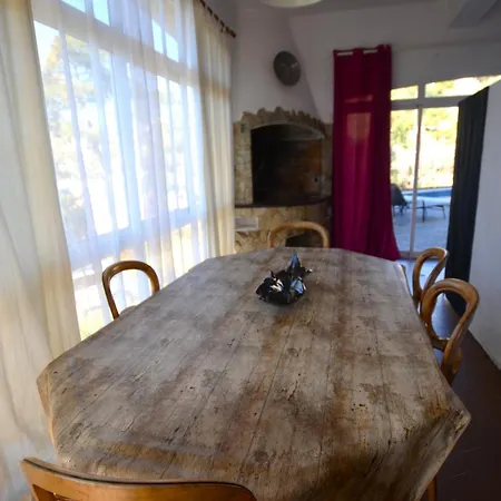 Suria 8 People * Lloret de Mar