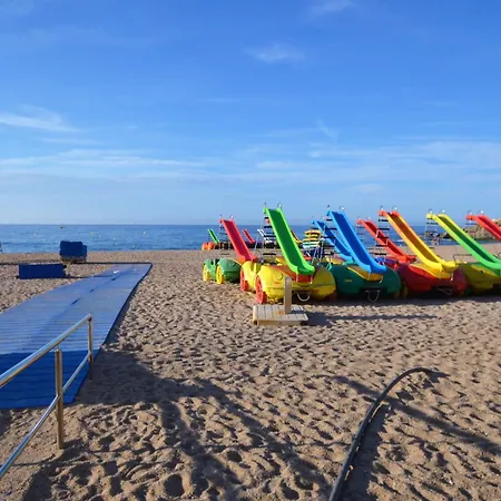 Вилла Suria 8 People *