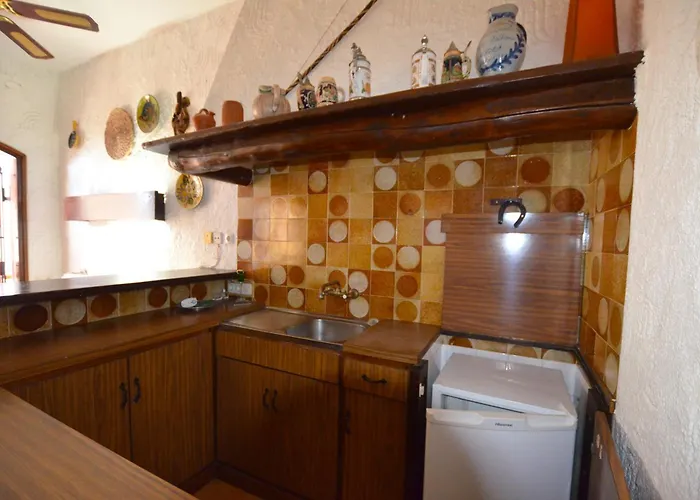 Villa Suria 8 People Lloret de Mar