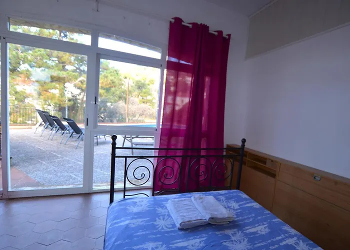 Suria 8 People 료렛 드 마르