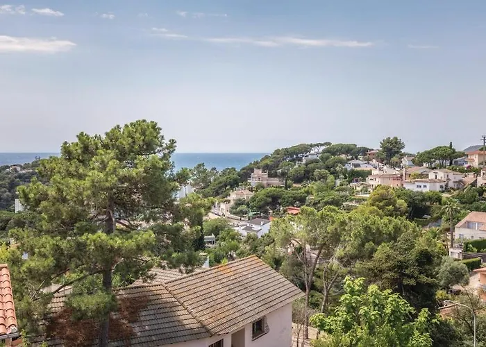 Suria 8 People * Lloret de Mar