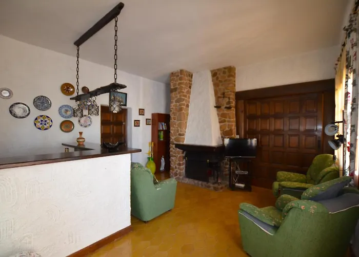 Villa Suria 8 People